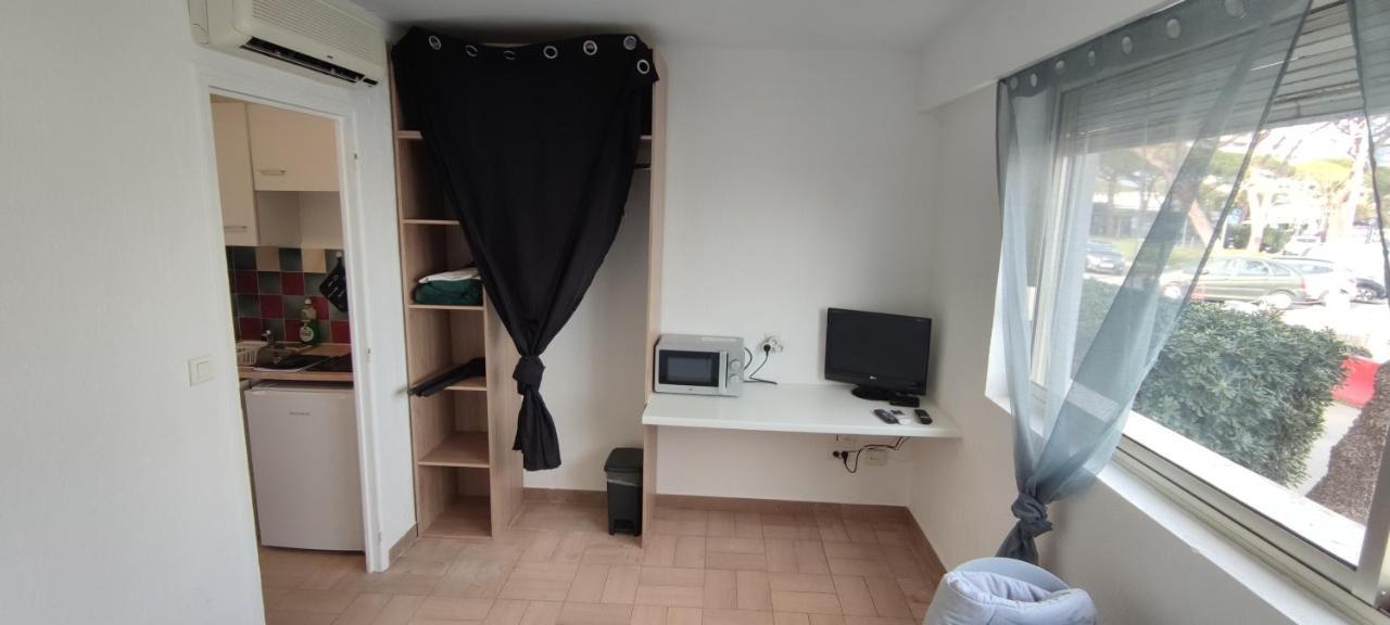 Studio Meuble Marina Villeneuve-Loubet 06 Экстерьер фото